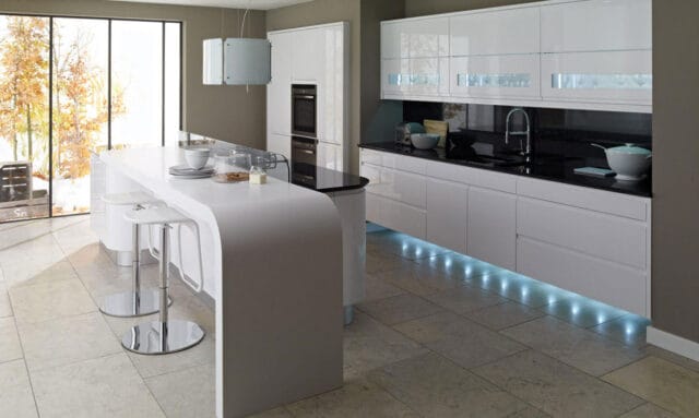 Remo Gloss White Handleless Kitchen