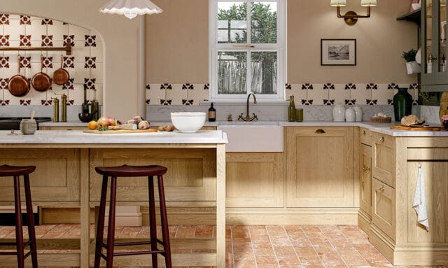 Mornington shaker oak classic kitchen