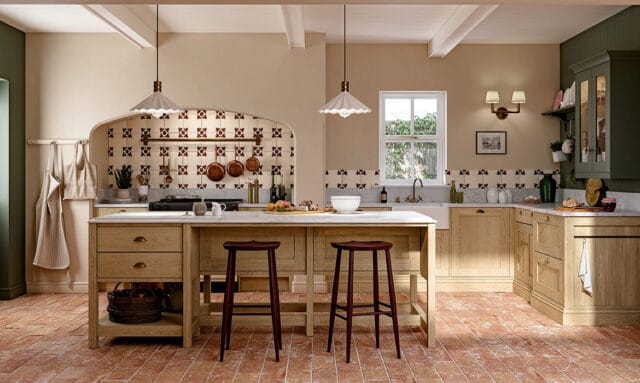 Mornington shaker oak traditional kitchen